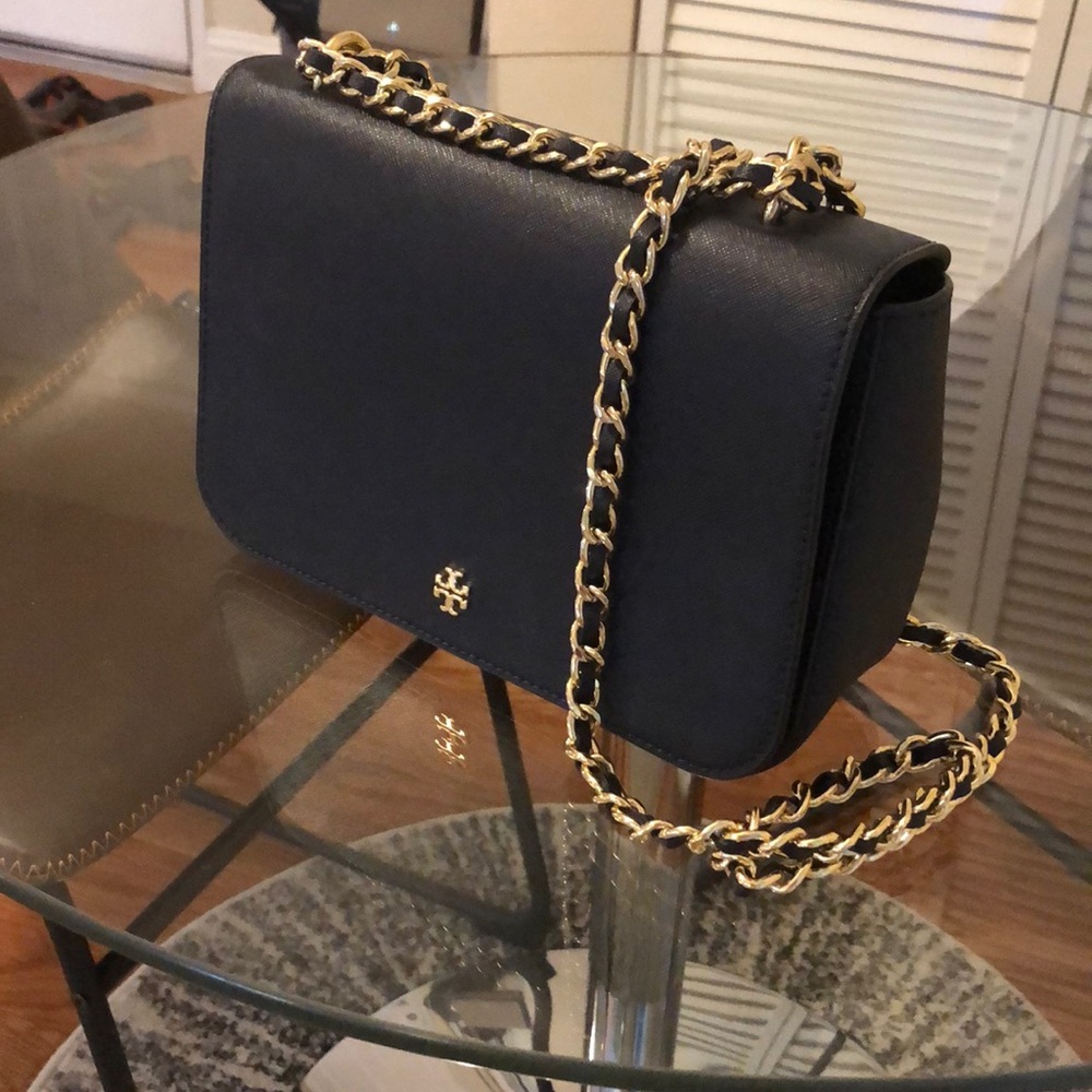Tory Burch crossbody purse Adjustable strap 2 ways